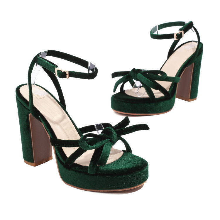Chic Orthopedic Sandals with Unique Design