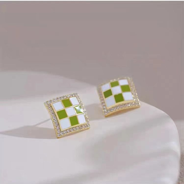 Stunning Earring for Daily Wear