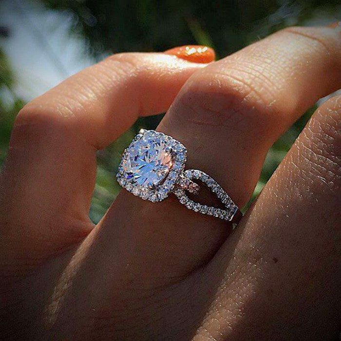 Charming Gold Ring for Any Occasion