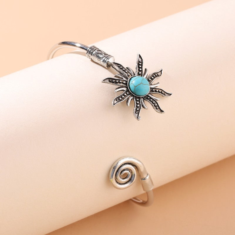 Classic Bracelet with Timeless Appeal