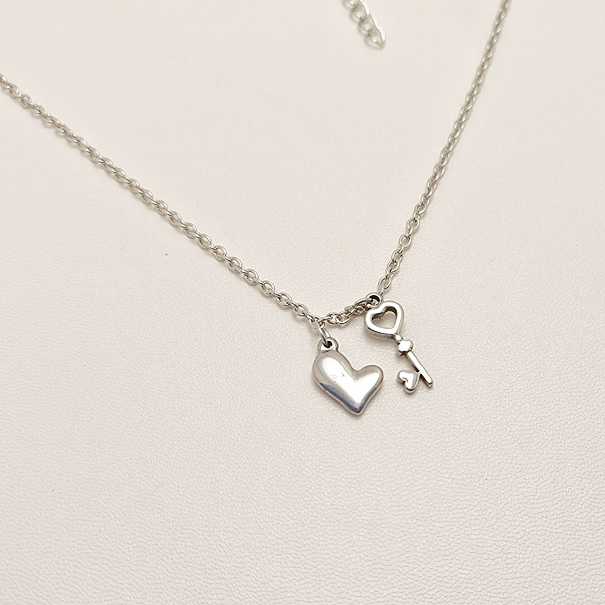 Romantic Necklace for Special Moments