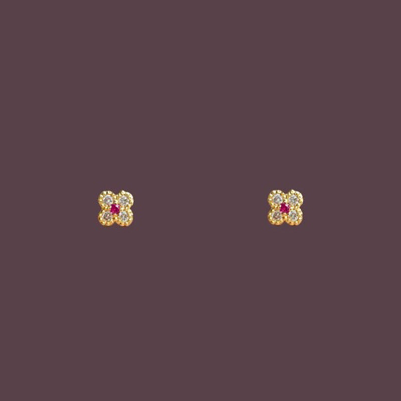 Stunning Earring for Daily Wear