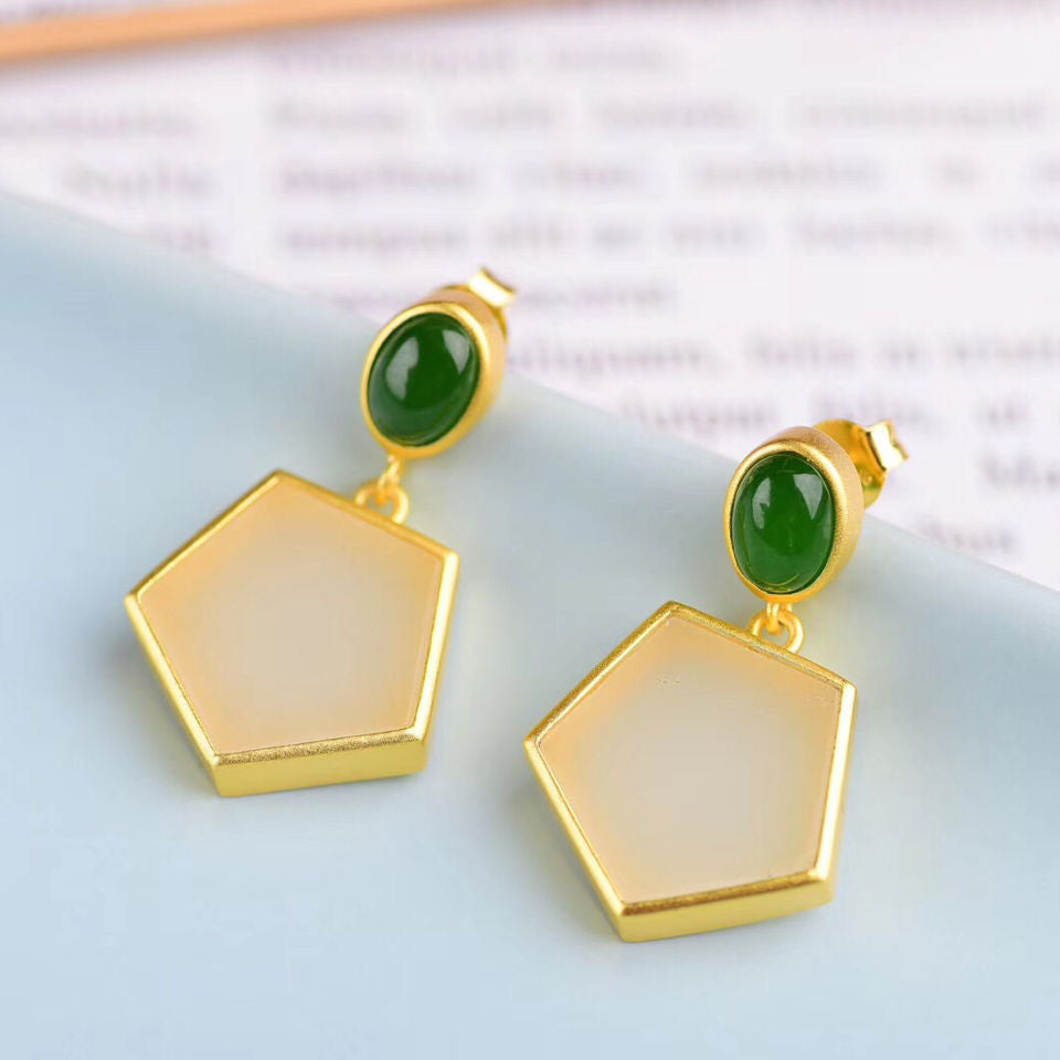 Beautiful Silver Earring with Unique Style