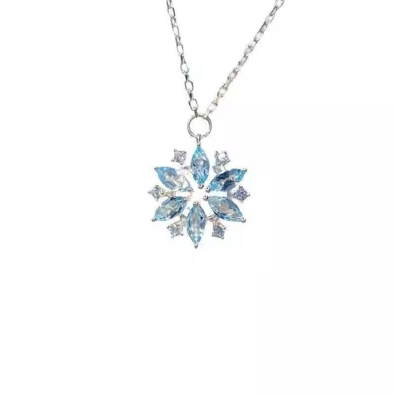 Stunning Necklace for Daily Wear