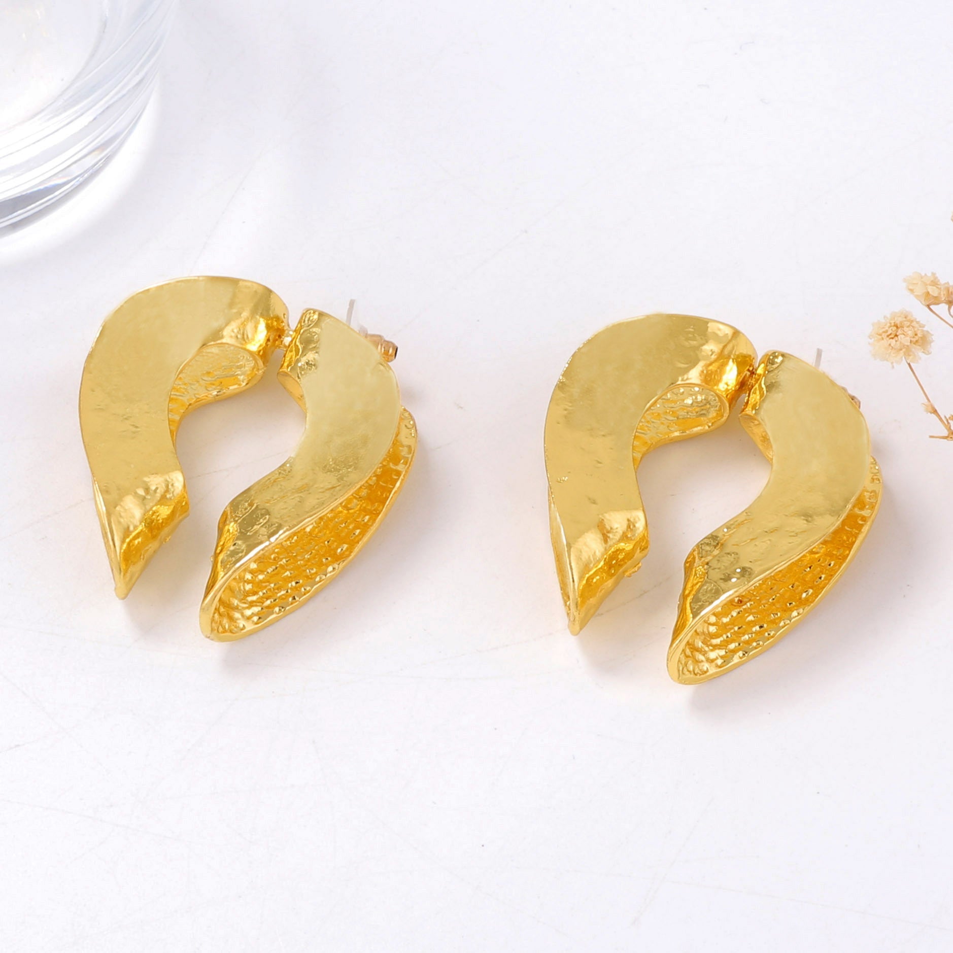 Elegant Piece for Every Occasion