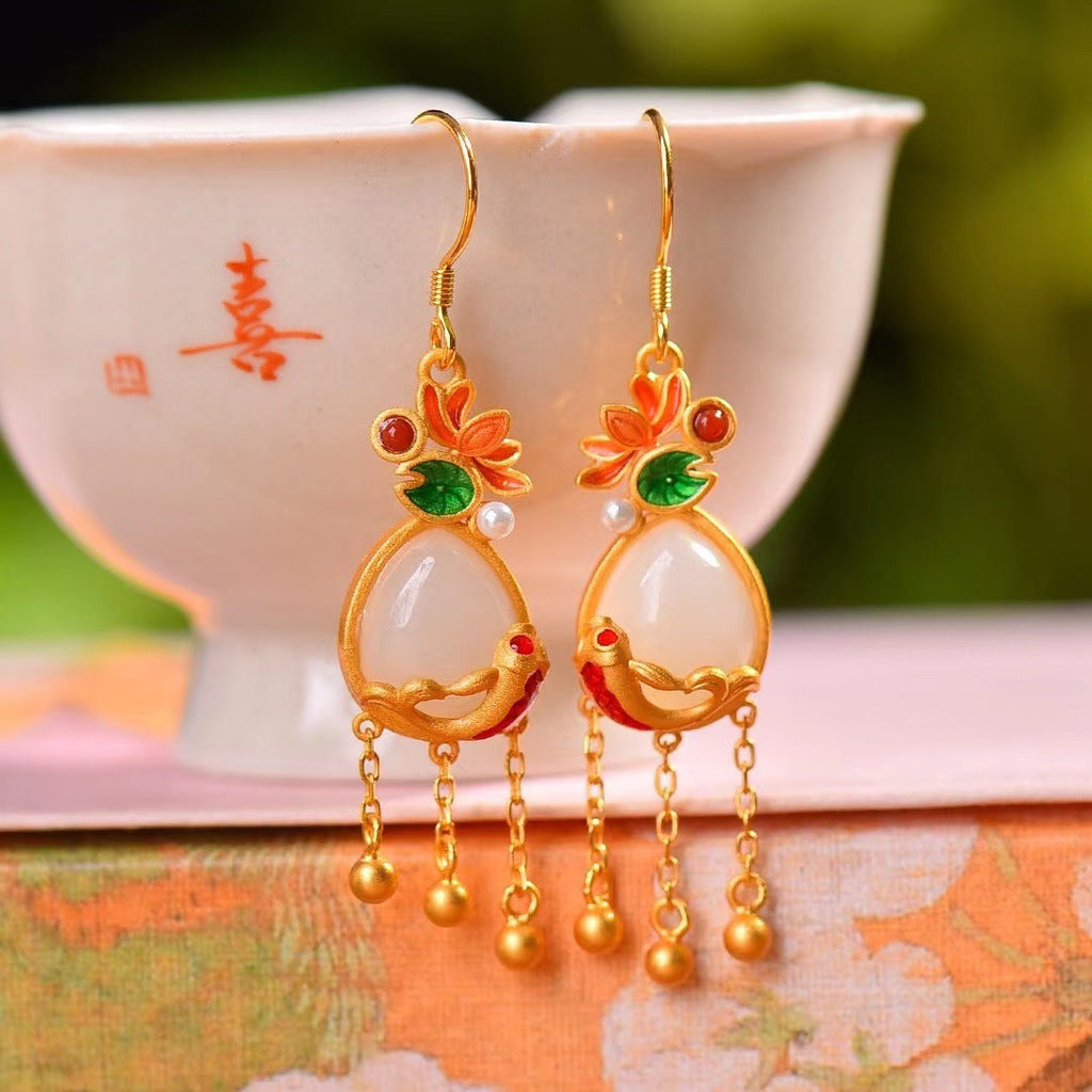Elegant Silver Earring for Every Occasion