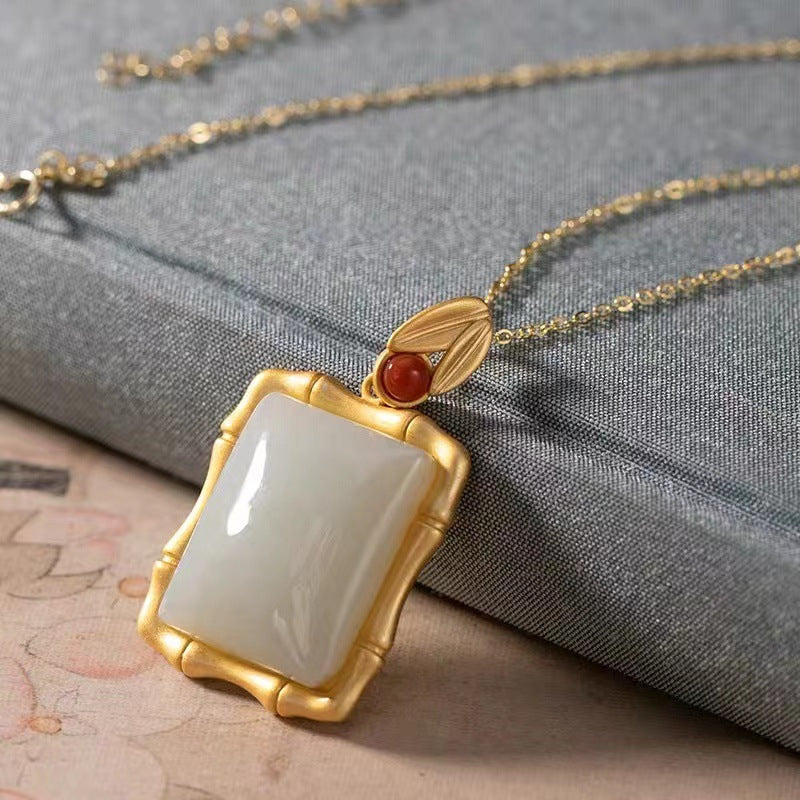 Charming Gold Necklace for Any Occasion