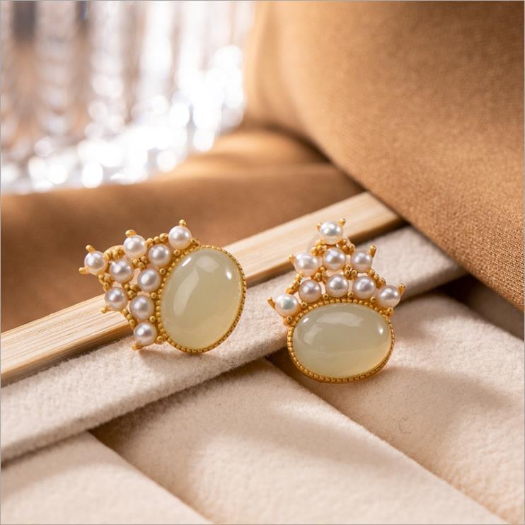 Delicate Artisan Gold Earring