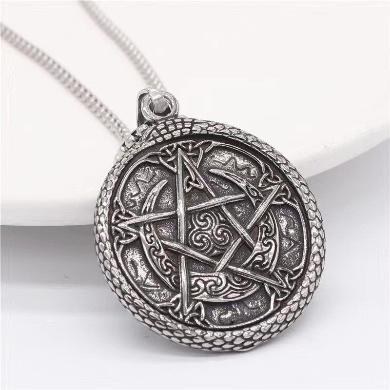 Classic Necklace with Timeless Appeal