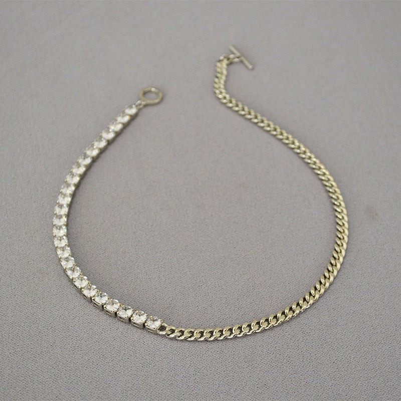 Romantic Gold Necklace for Special Moments