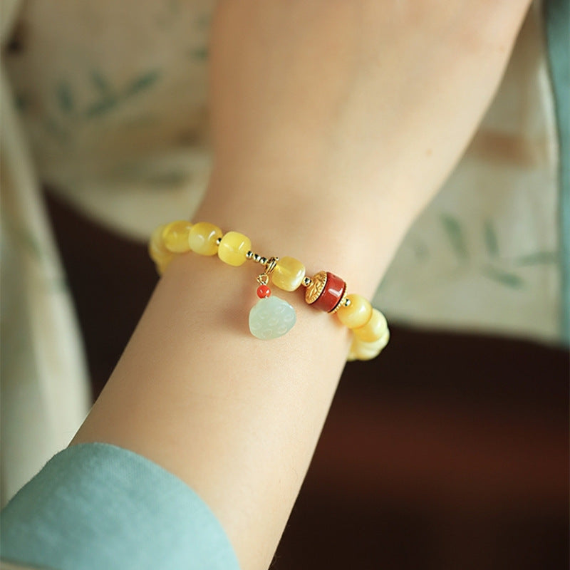 Beautiful Silver Bracelet with Unique Style