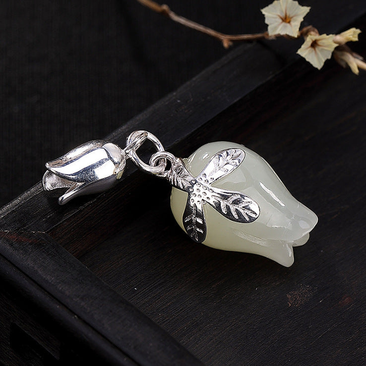 Charming Pendant for Any Occasion
