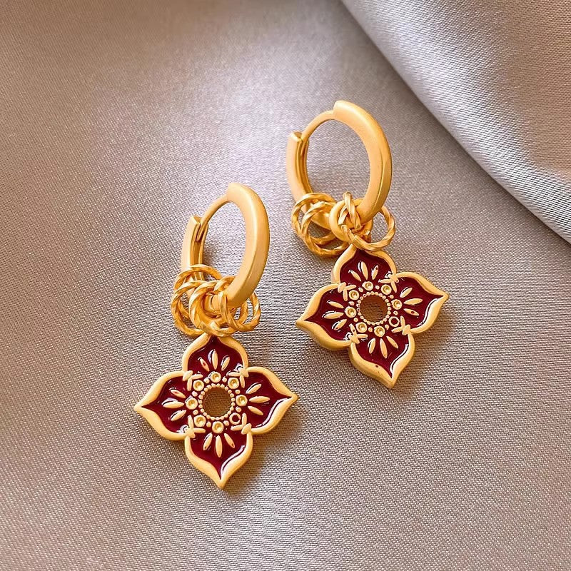 Charming Earring for Any Occasion