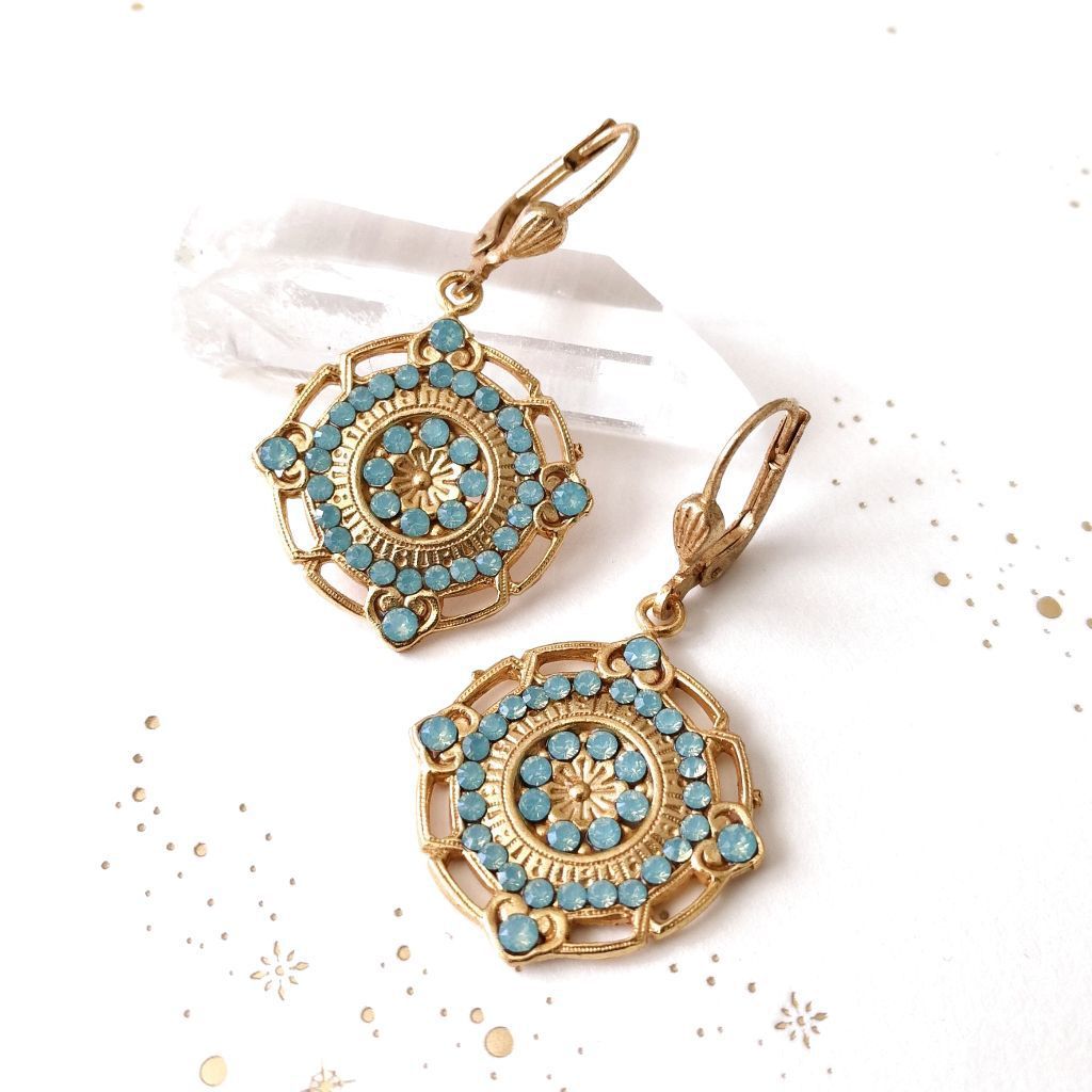 Classic Earring with Timeless Appeal