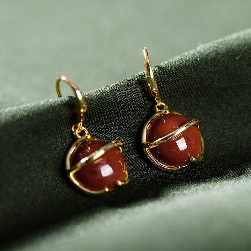 Beautiful Gold Earring with Unique Style