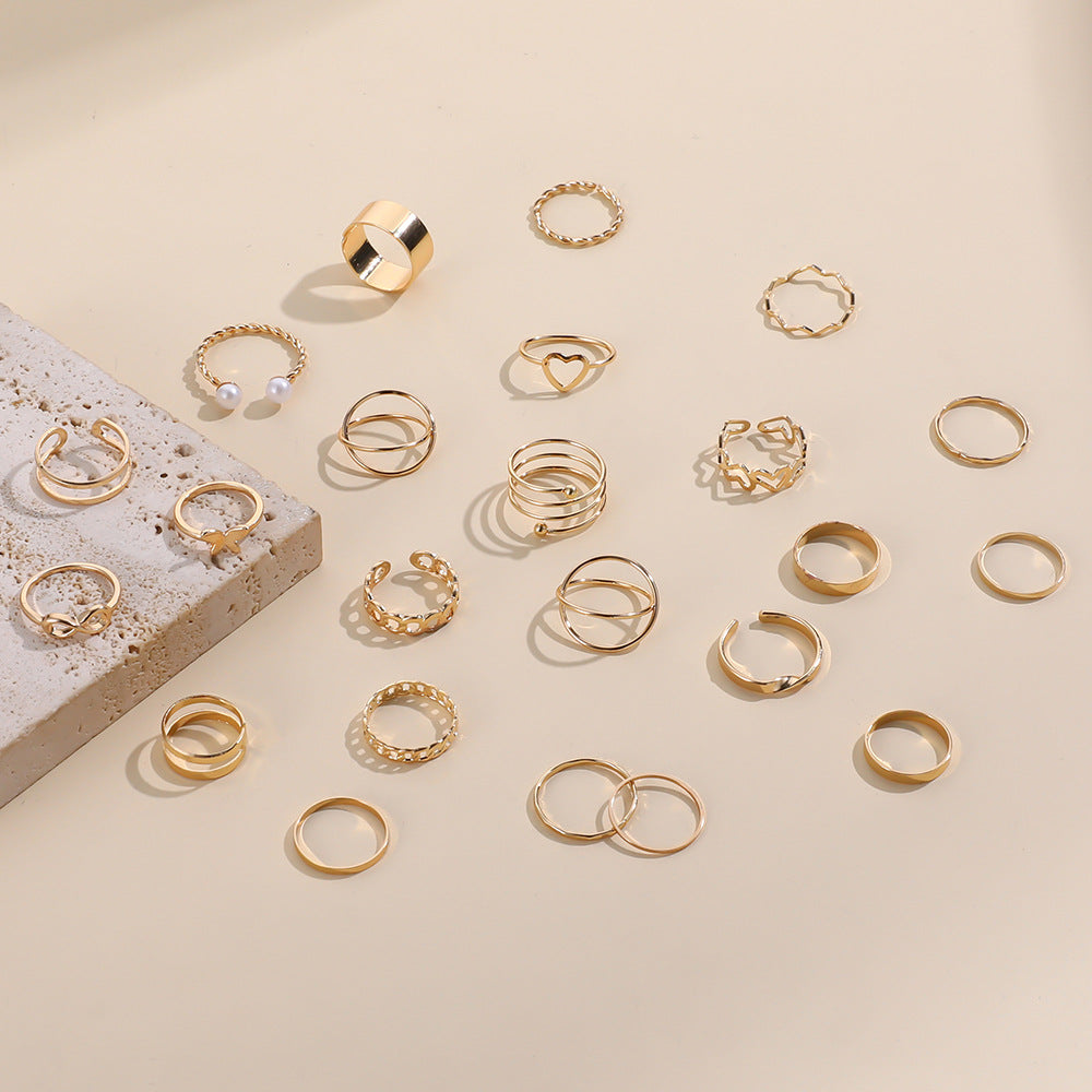Beautiful Gold Set with Unique Style
