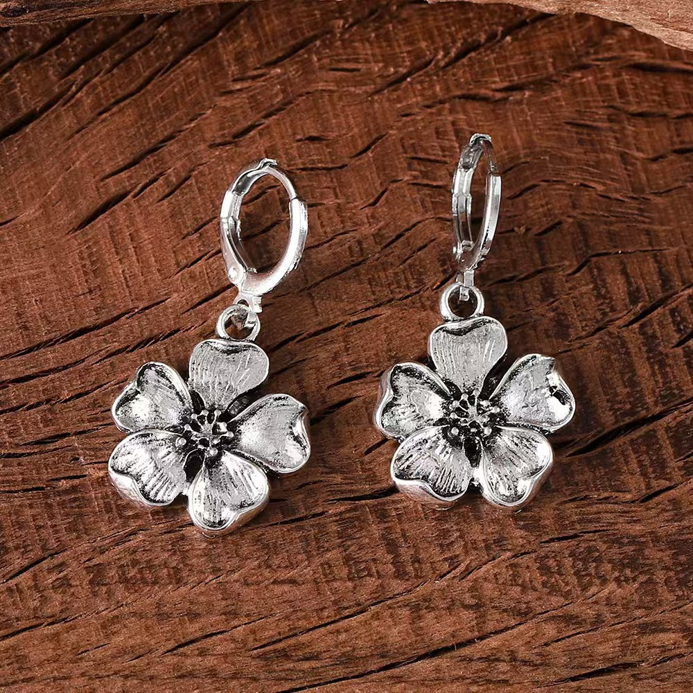 Elegant Earring for Every Occasion