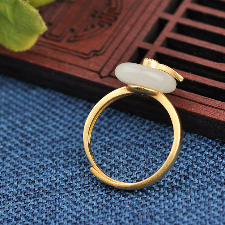 Romantic Gold Earring for Special Moments