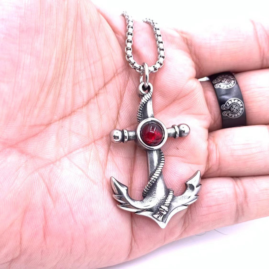 Elegant Pendant for Every Occasion