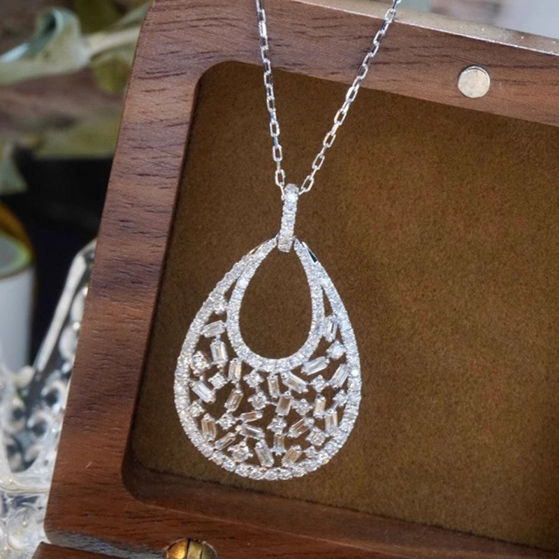 Stunning Necklace for Daily Wear