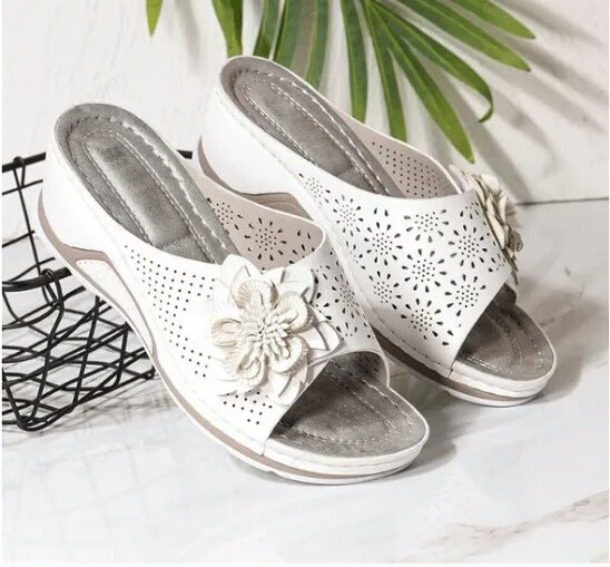 Graceful Orthopedic Sandals for Modern Look
