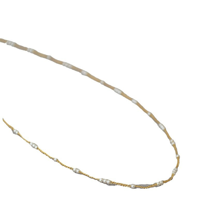 Romantic Gold Necklace for Special Moments