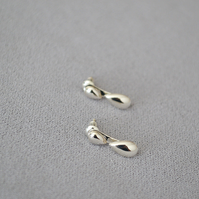 Romantic Gold Earring for Special Moments