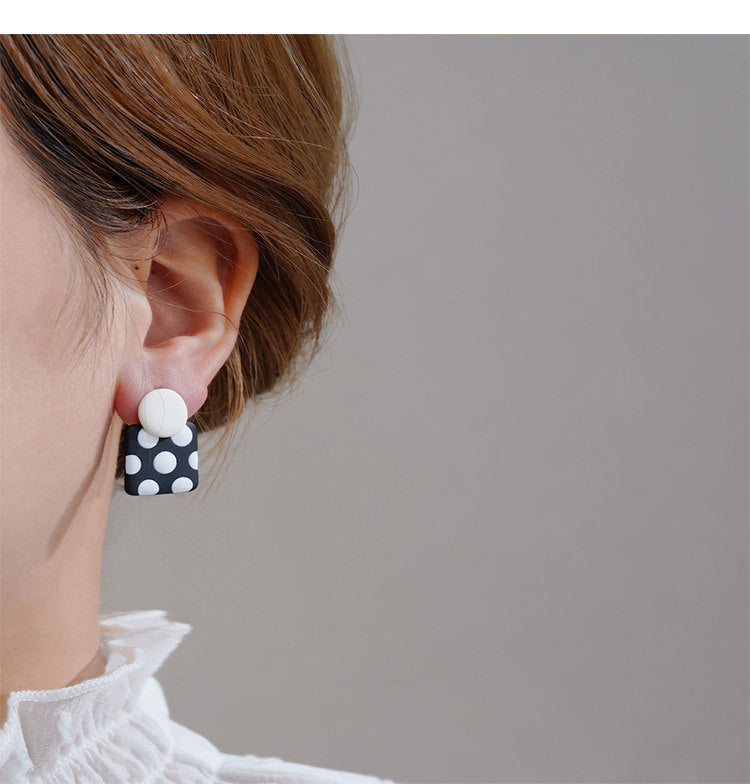 Romantic Earring for Special Moments