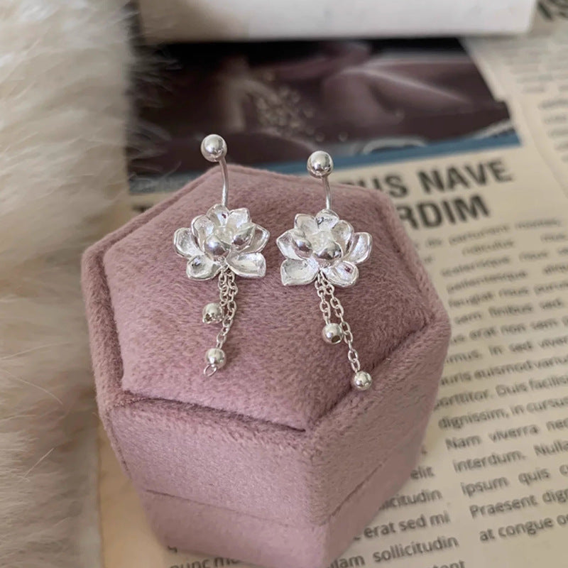 Classic Earring with Timeless Appeal