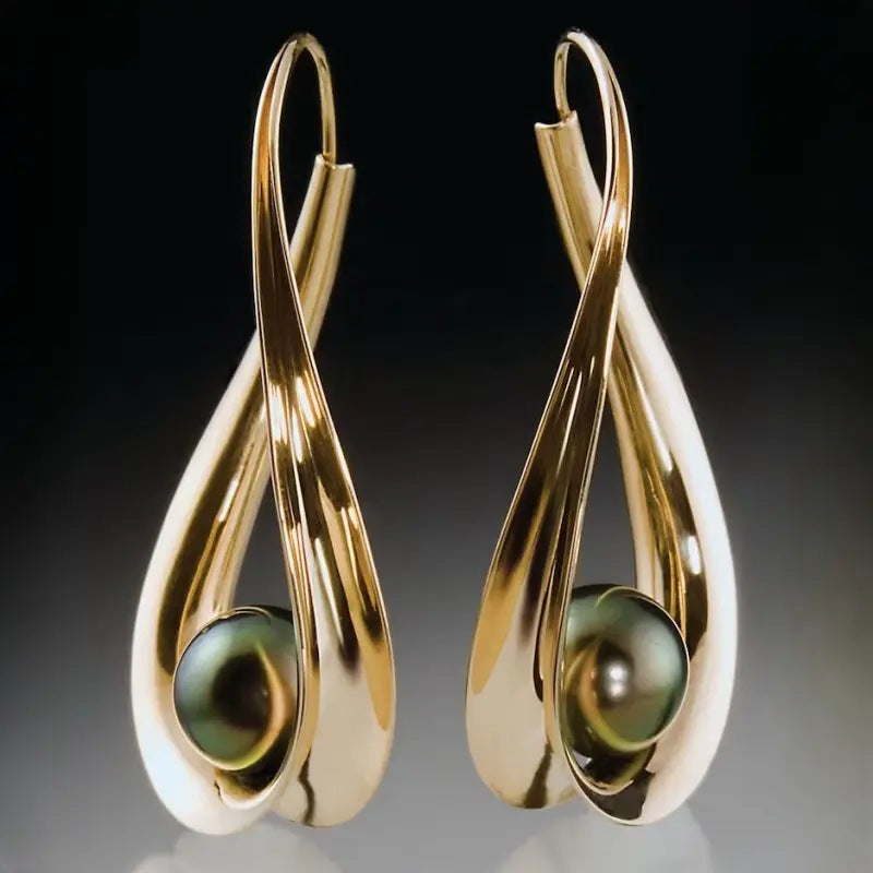 Romantic Earring for Special Moments