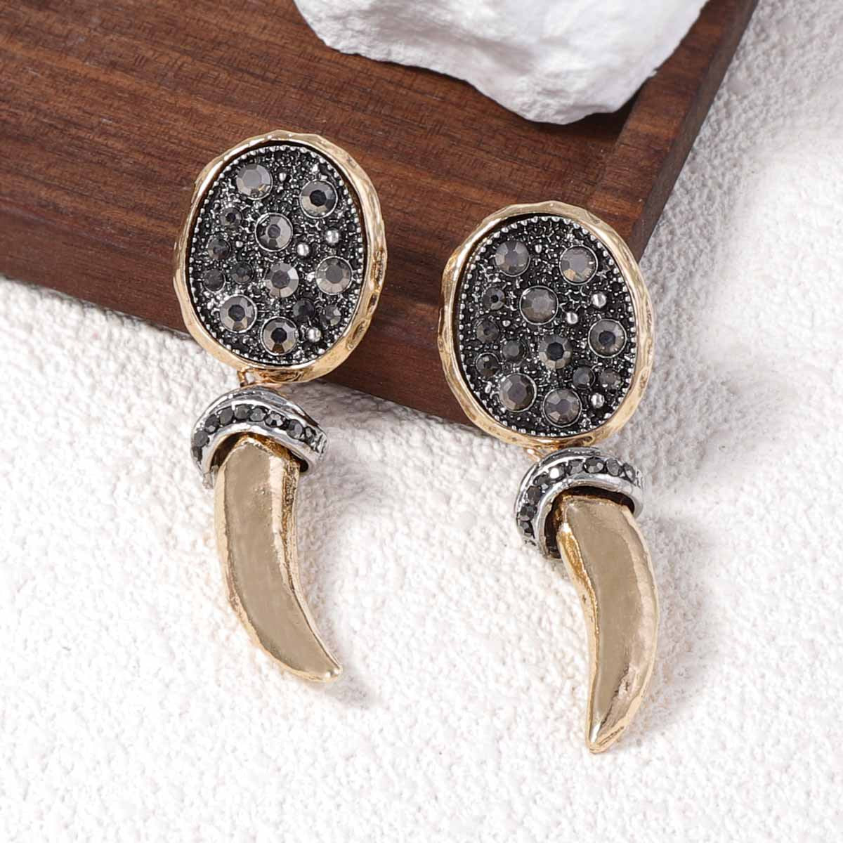 Stunning Earring for Daily Wear