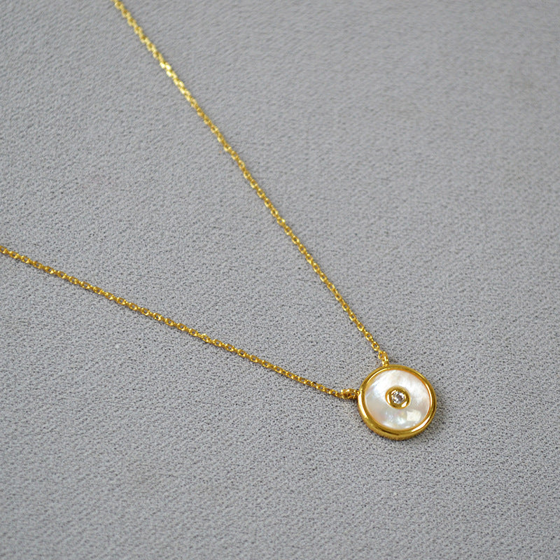 Elegant Gold Necklace for Every Occasion
