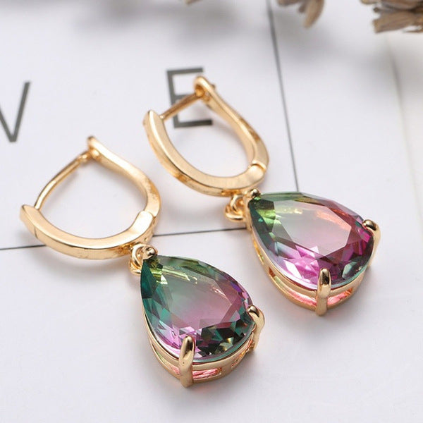 Charming Earring for Any Occasion