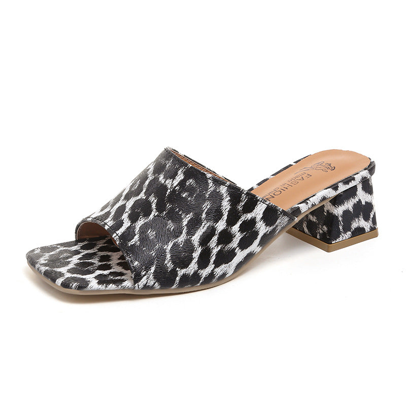 Graceful Orthopedic Shoes for Modern Look