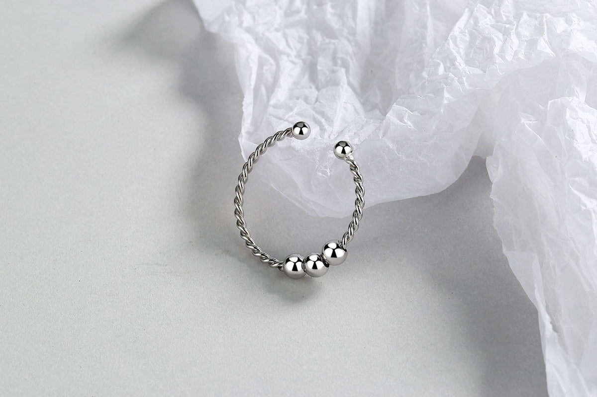 Romantic Gold Ring for Special Moments
