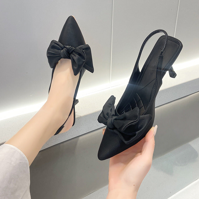 Graceful Orthopedic Sandals for Modern Look