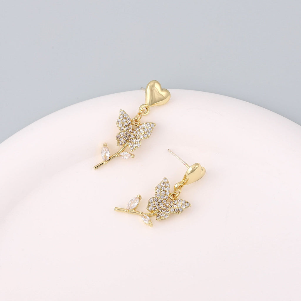 Stunning Earring for Daily Wear