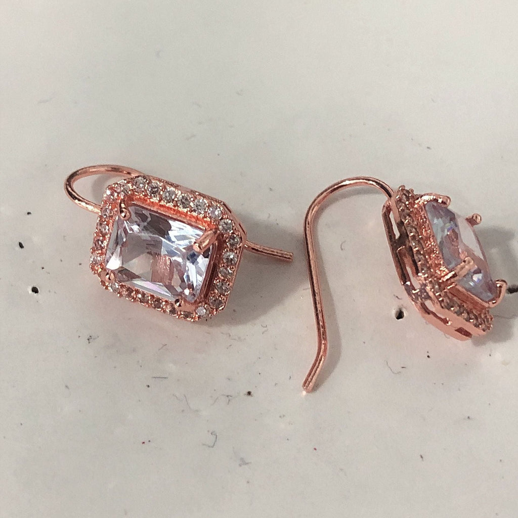 Stunning Earring for Daily Wear