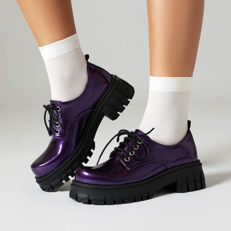 Chic Orthopedic Shoes with Unique Design