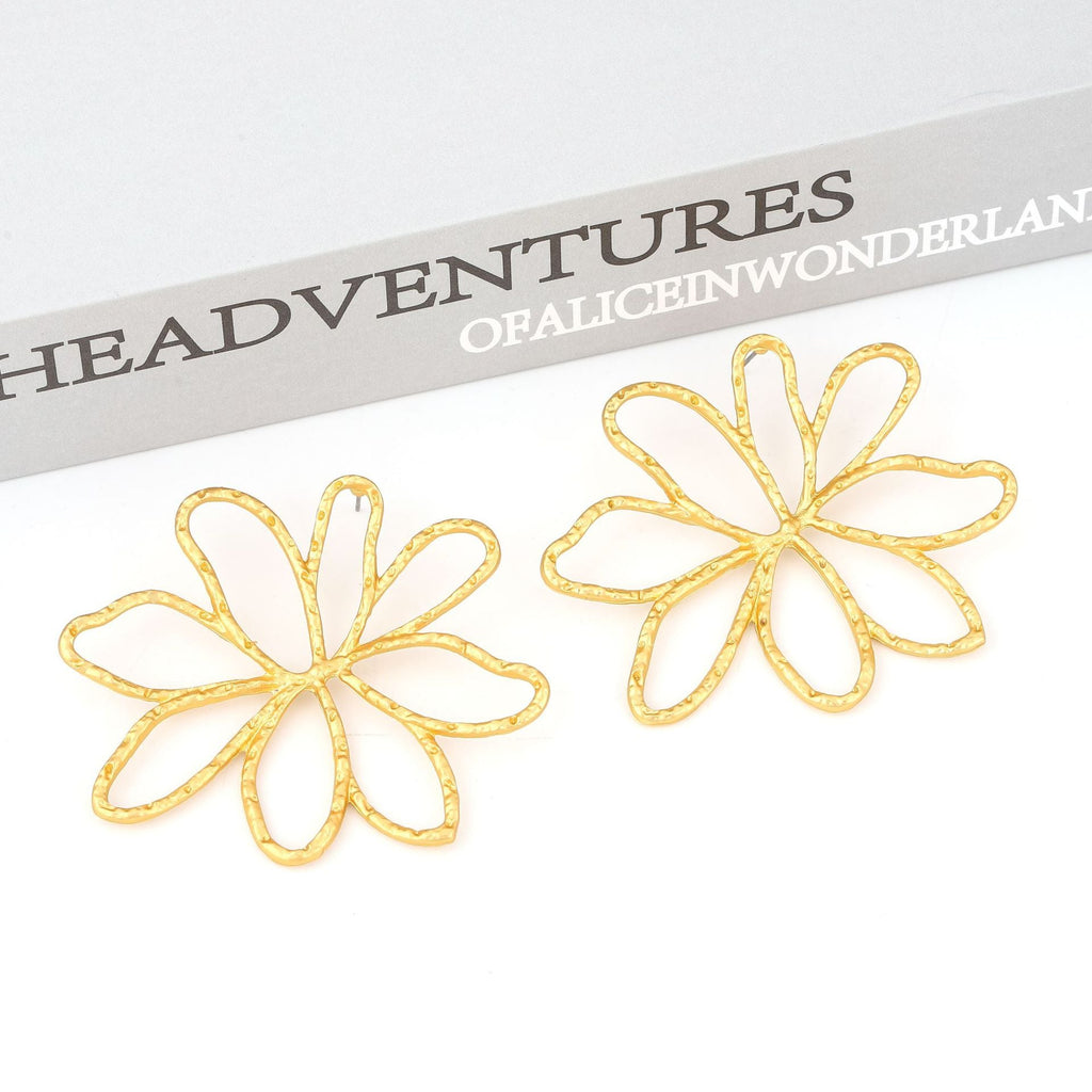 Elegant Earring for Every Occasion
