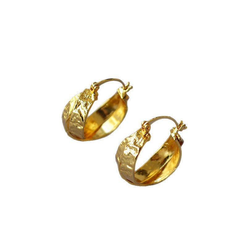 Elegant Gold Earring for Every Occasion