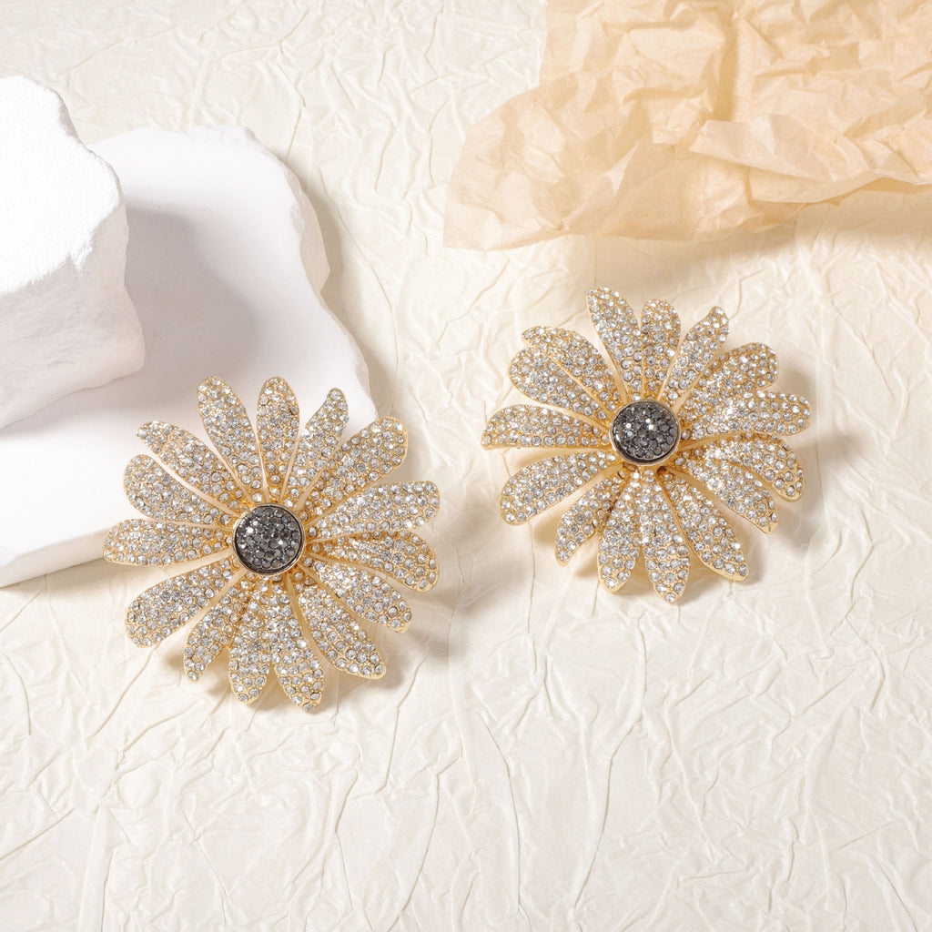 Elegant Earring for Every Occasion