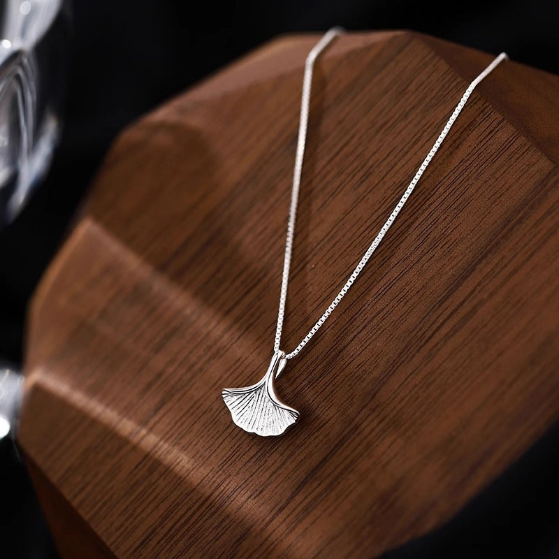 Stunning Necklace for Daily Wear