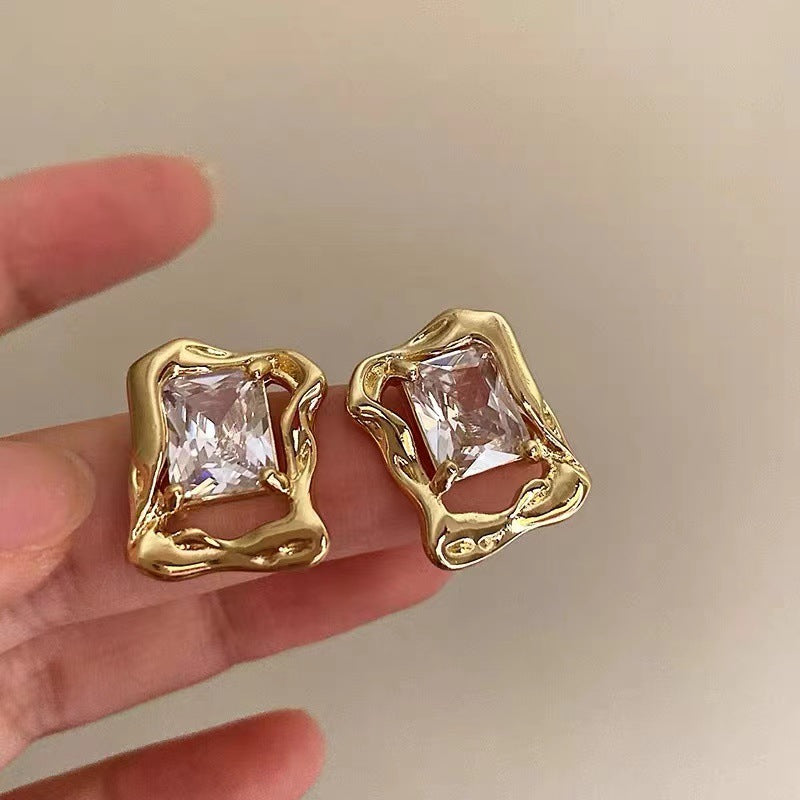 Romantic Earring for Special Moments