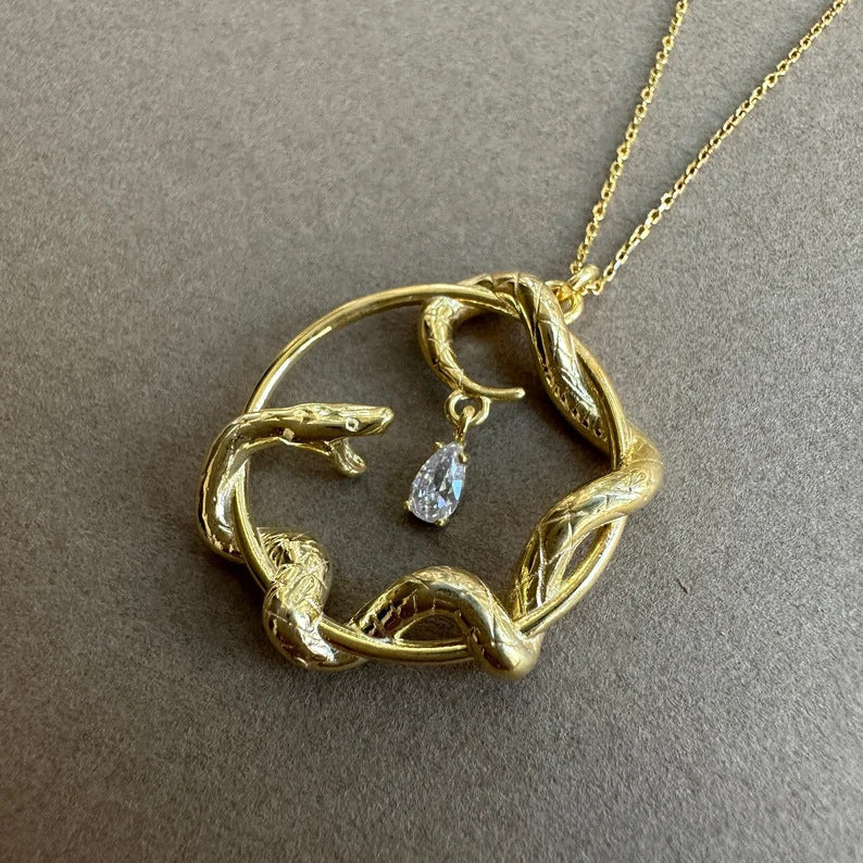 Stunning Necklace for Daily Wear