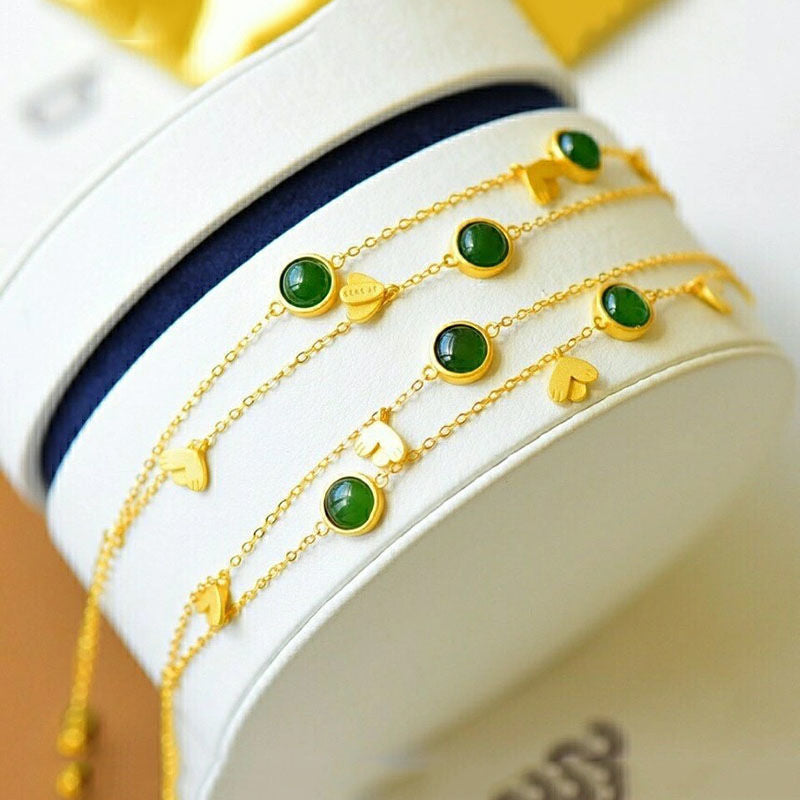 Charming Silver Bracelet for Any Occasion