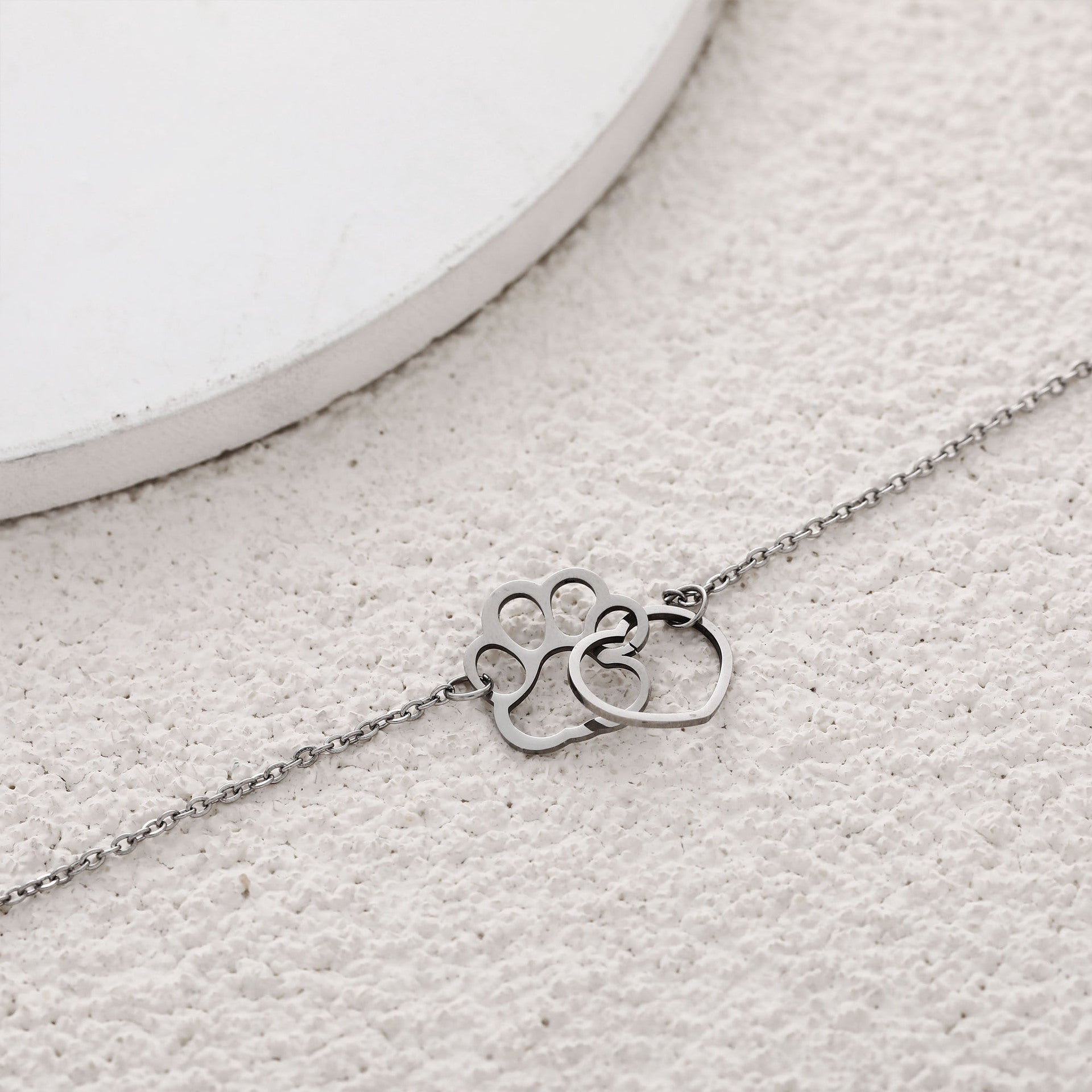 Stunning Necklace for Daily Wear