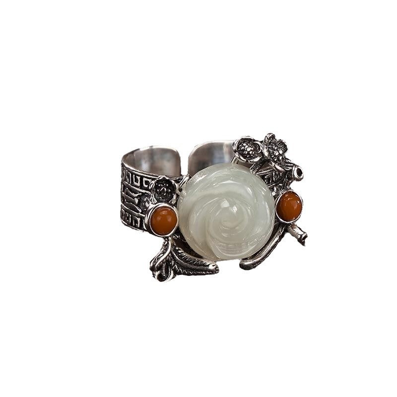 Romantic Silver Ring for Special Moments