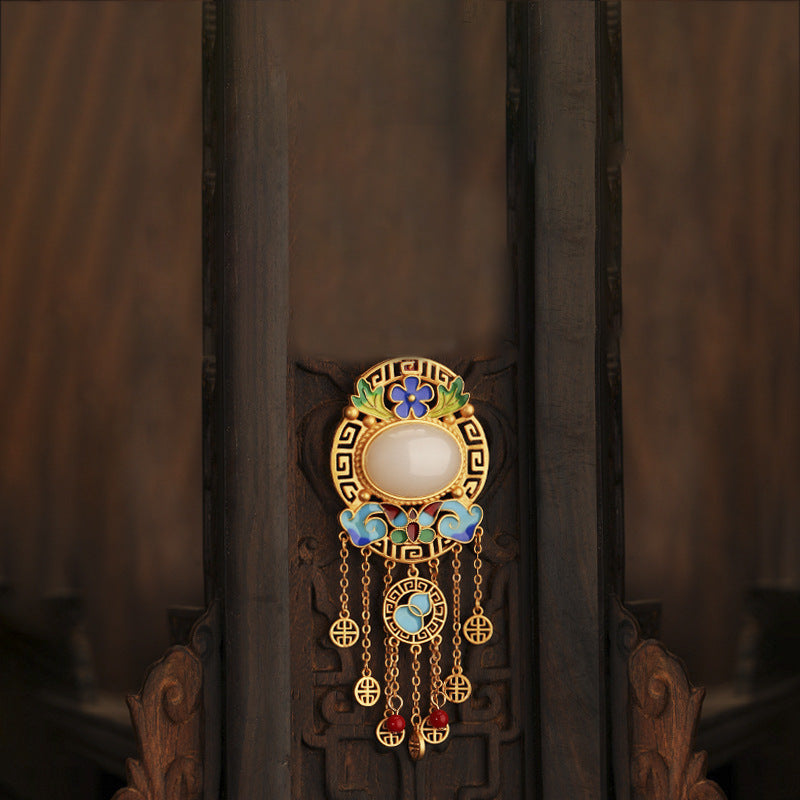 Beautiful Gold Pendant with Unique Style