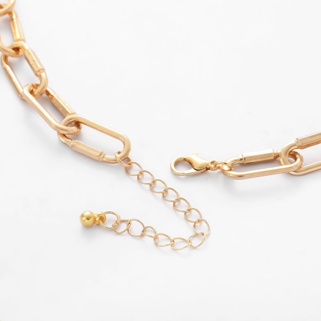 Romantic Gold Necklace for Special Moments